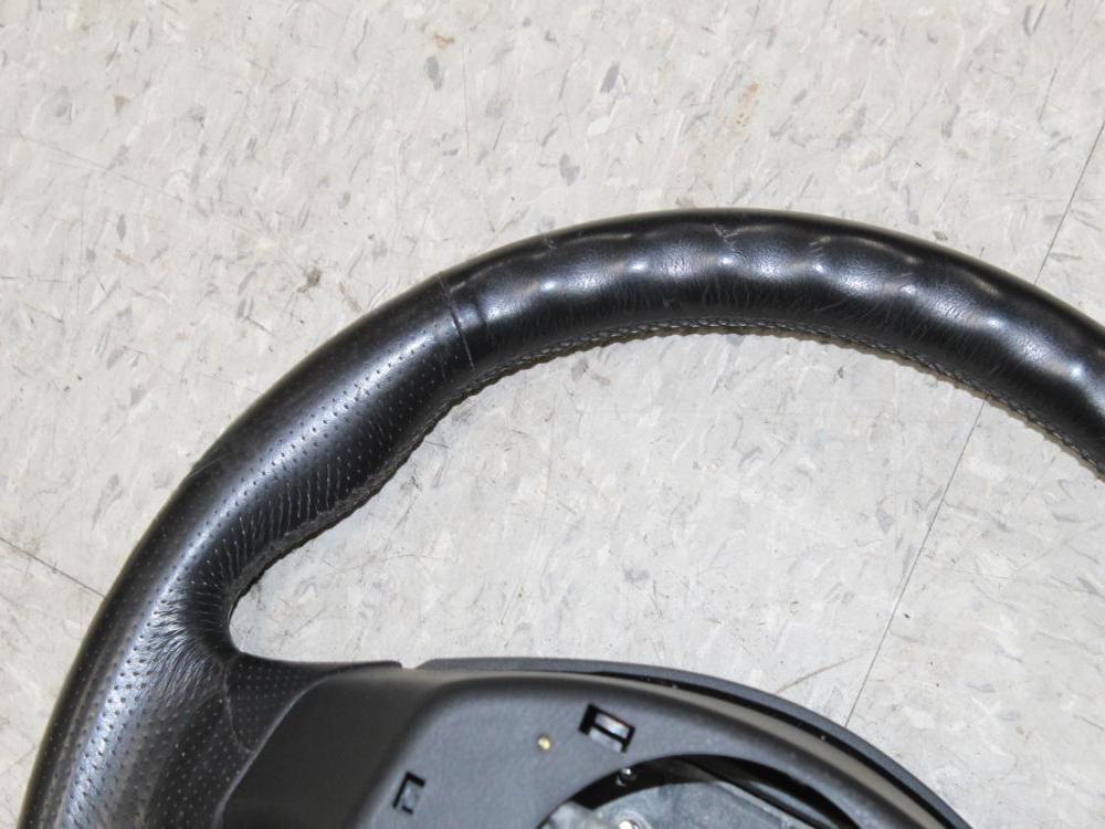 JDM 02-07 SUBARU IMPREZA WRX STI USED OEM STEERING WHEEL: Image 6