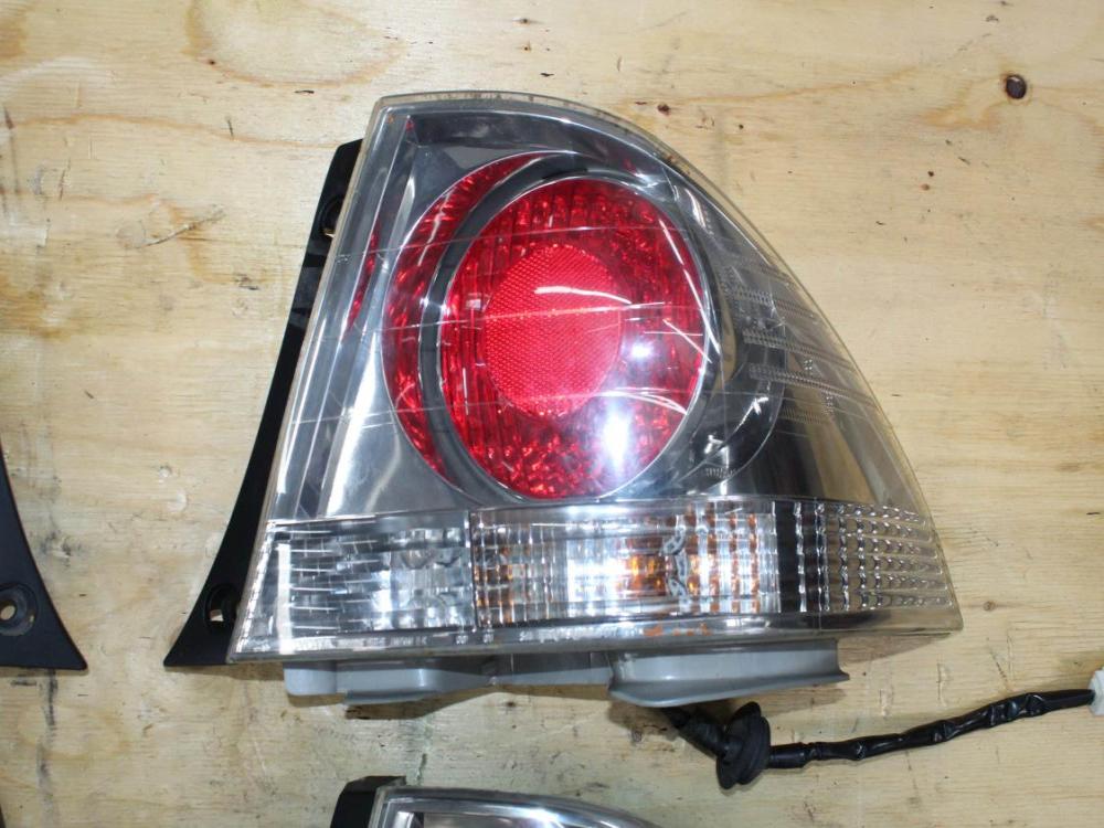 JDM TOYOTA ALTEZZA 98-05 LEXUS IS300 SXE10 OEM TAIL LIGHTS: Image 10