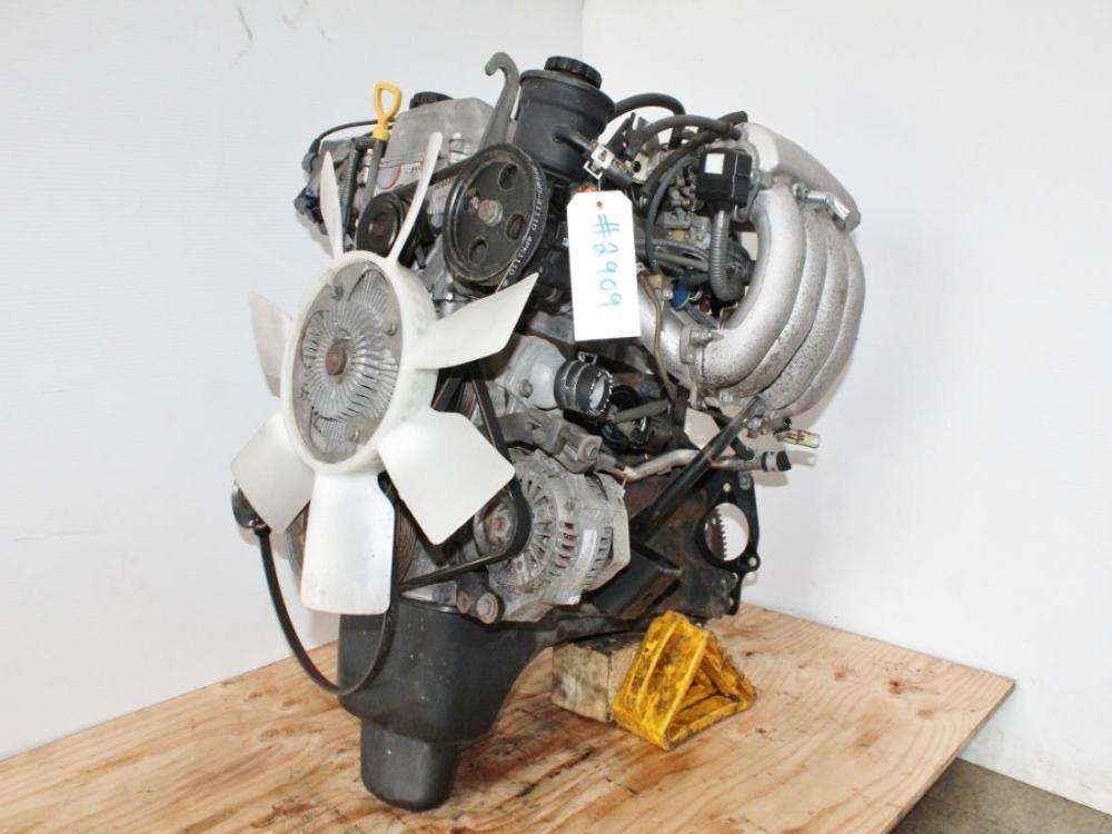 1995 1996 Toyota Tacoma 2.7L 4 Cylinder 3RZ-FE Engine Front Sump 8Port Motor: Image 4