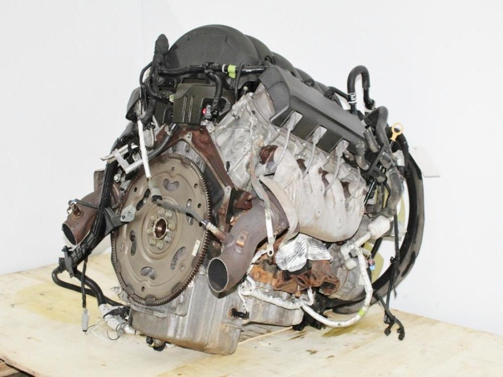 2020-2026 Chevy Silverado GMC Sierra 2500HD 3500HD 6.6L L8T Gas V8 Engine: Image 8