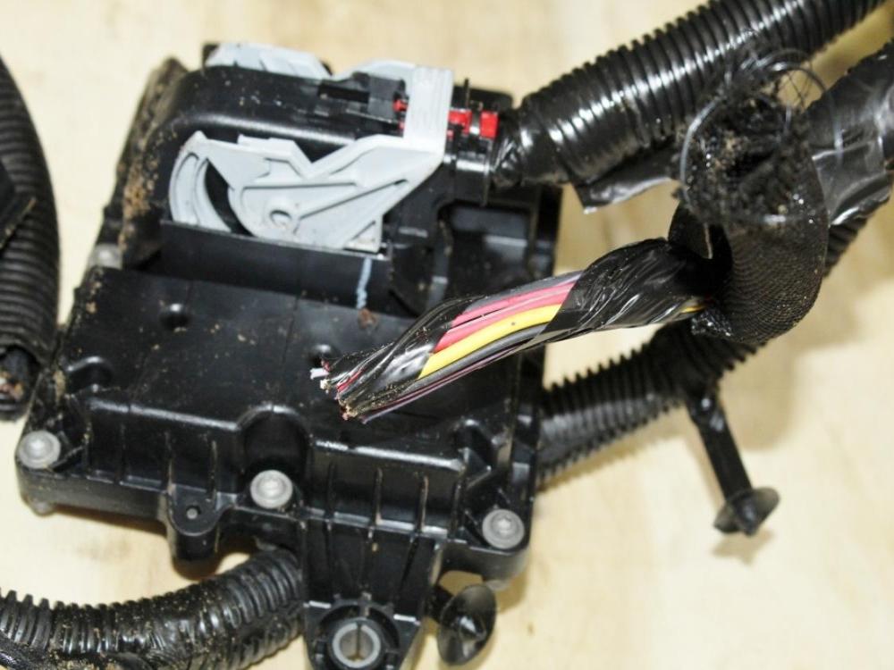 2020-2026 Chevy Silverado GMC Sierra 2500HD 3500HD 6.6L L8T Gas V8 Engine: Image 17