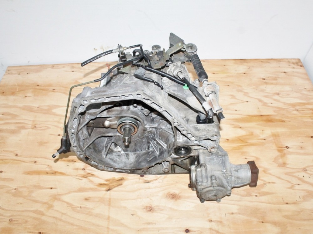 JDM 1997-1998-1999-2000-2001 HONDA CRV 2.0L B20B 5 SPEED MANUAL AWD TRANSMISSION: Image 1