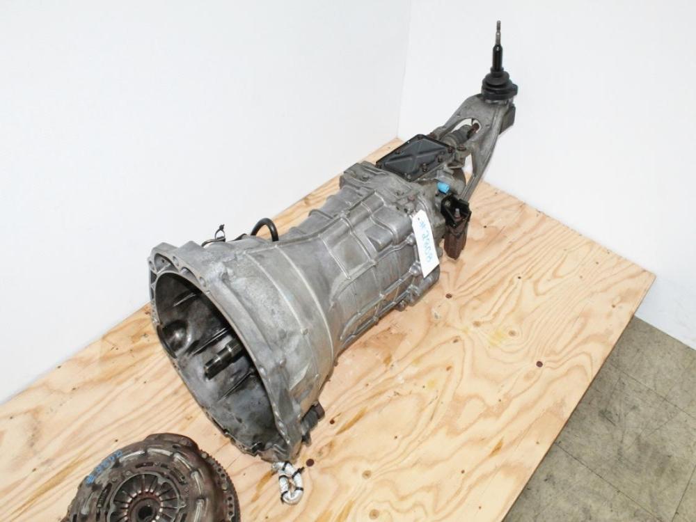 2003-2006 JDM Nissan 350Z 6 Speed Manual RWD Transmission 3.5L VQ35DE: Image 2
