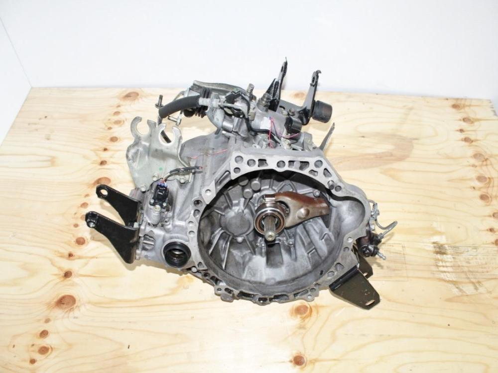 2003-2008 Toyota Matrix 1.8L 5 Speed Manual Transmission JDM 1ZZ-FE: Image 3