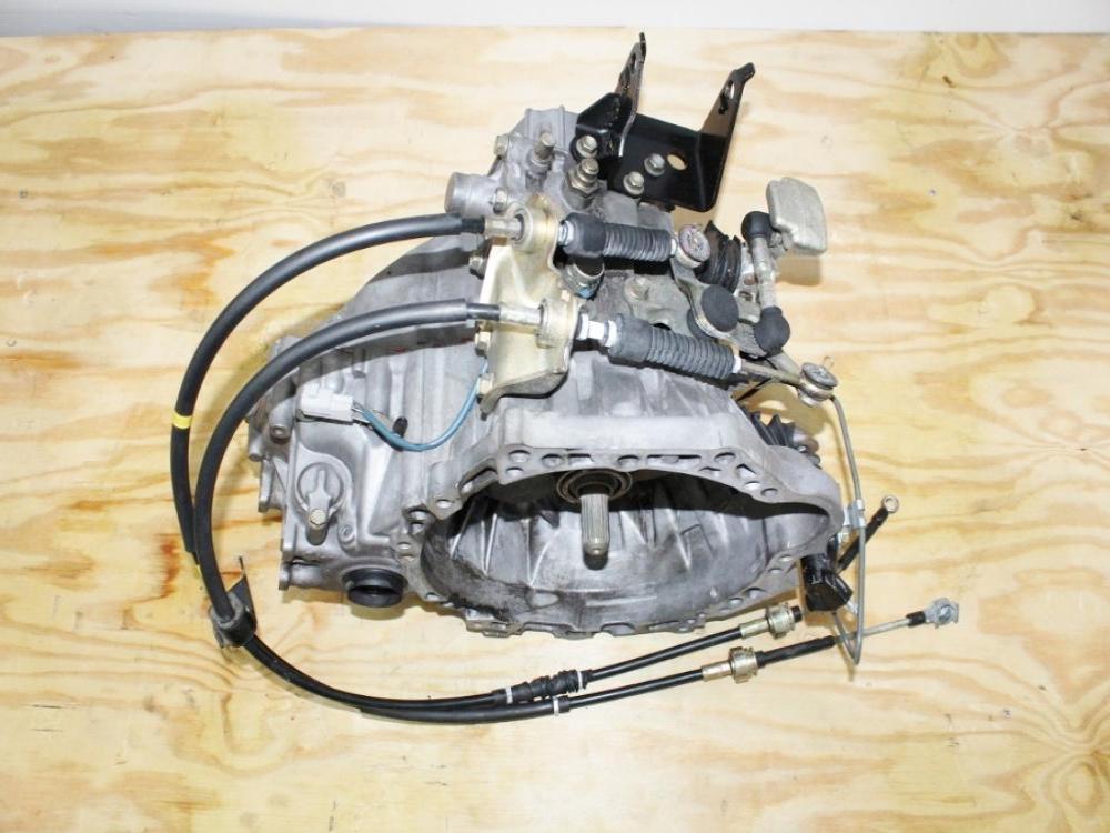 JDM 2000-2005 Toyota Celica GT 1.8L 5-Speed Manual Transmission: Image 1