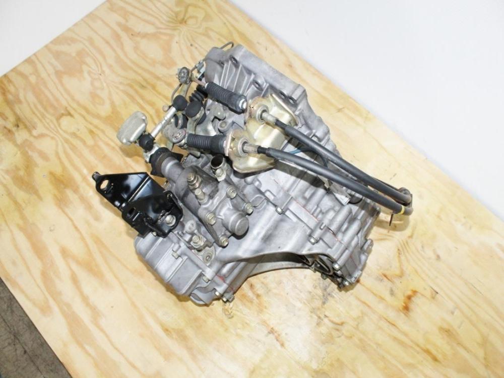 JDM 2000-2005 Toyota Celica GT 1.8L 5-Speed Manual Transmission: Image 9